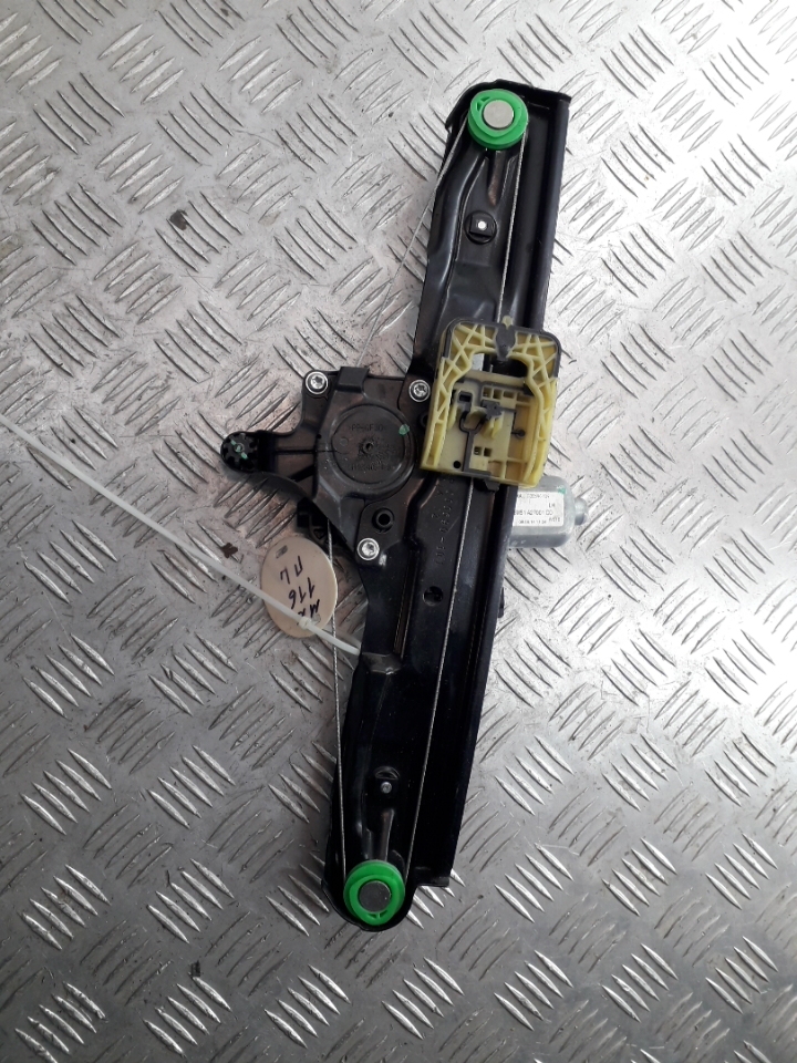 Стеклоподъемник электр. задний левый