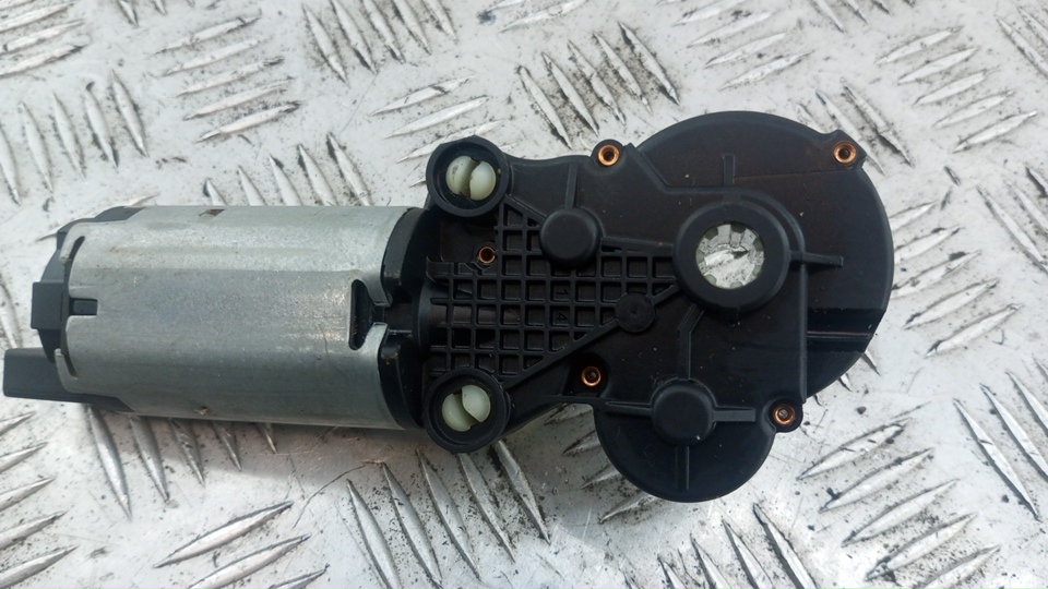 Моторчик регулировки сиденья