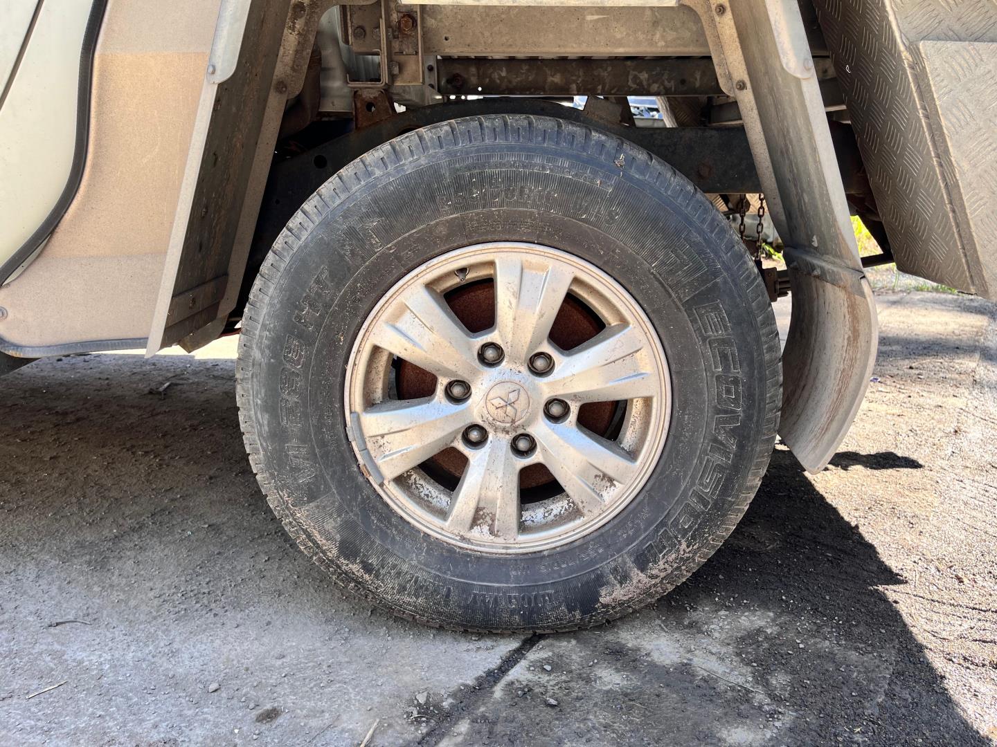 Mitsubishi L200 (KB) 2006-2015 MMAJNKB40ED003967