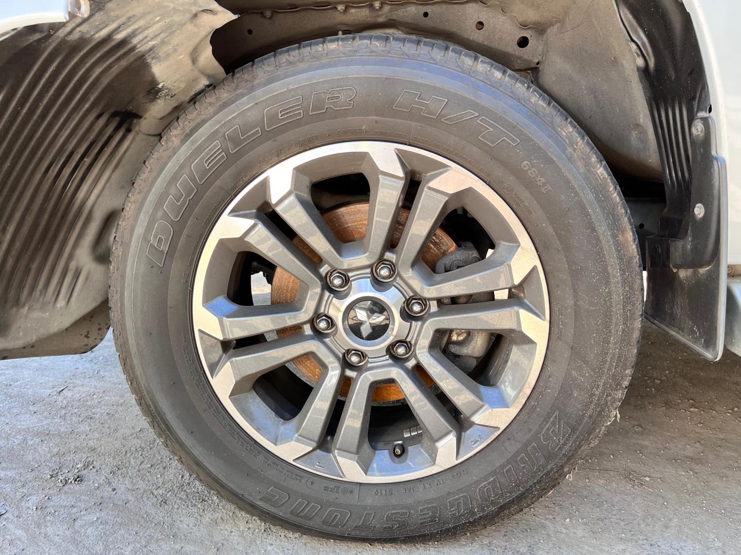 Mitsubishi L200 2015> MMAJLKL10LH014850