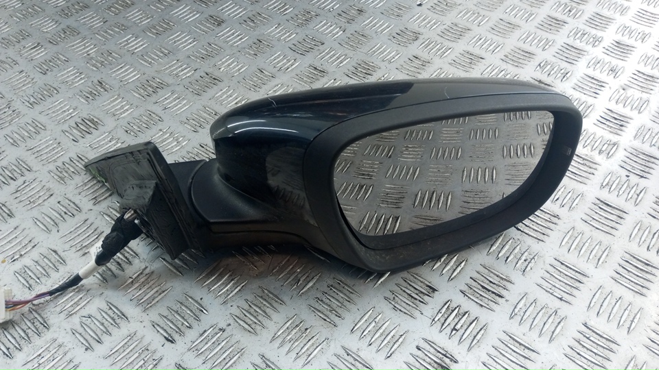 Зеркало правое электрическое