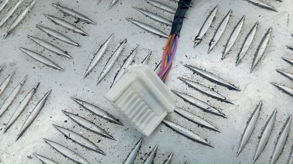 Зеркало правое электрическое