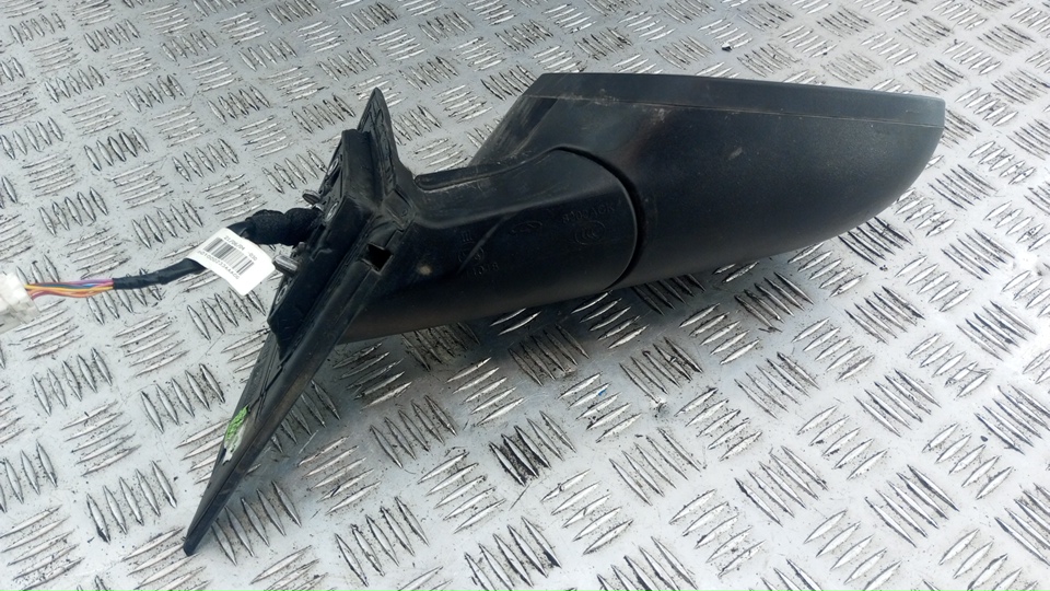 Зеркало правое электрическое