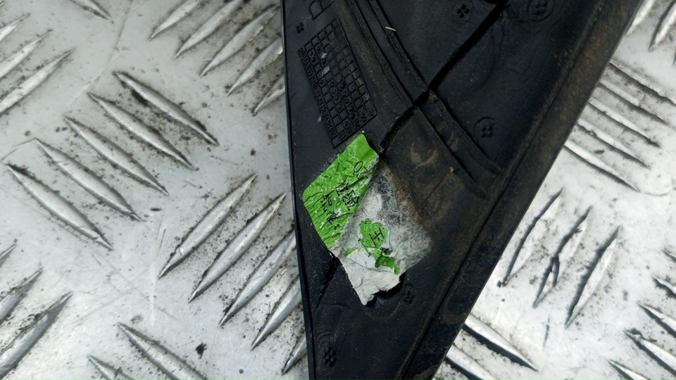 Зеркало правое электрическое