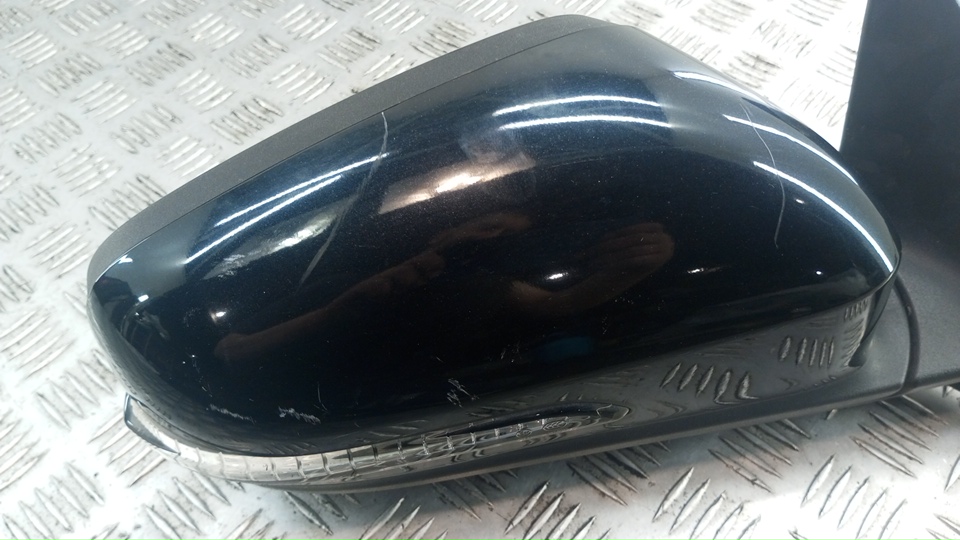 Зеркало правое электрическое