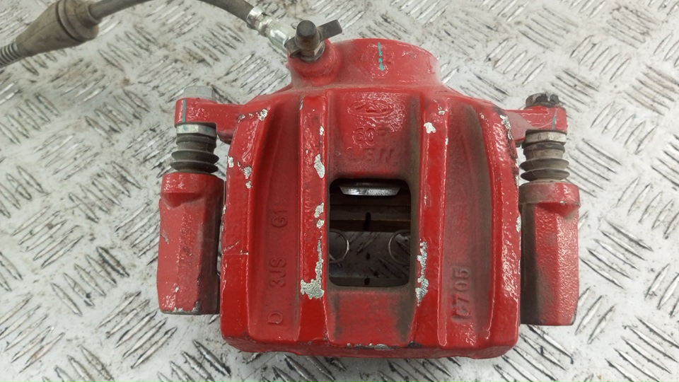 Суппорт передний правый