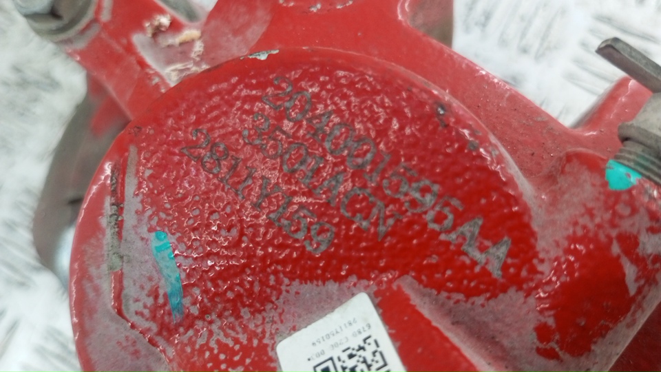 Суппорт передний правый