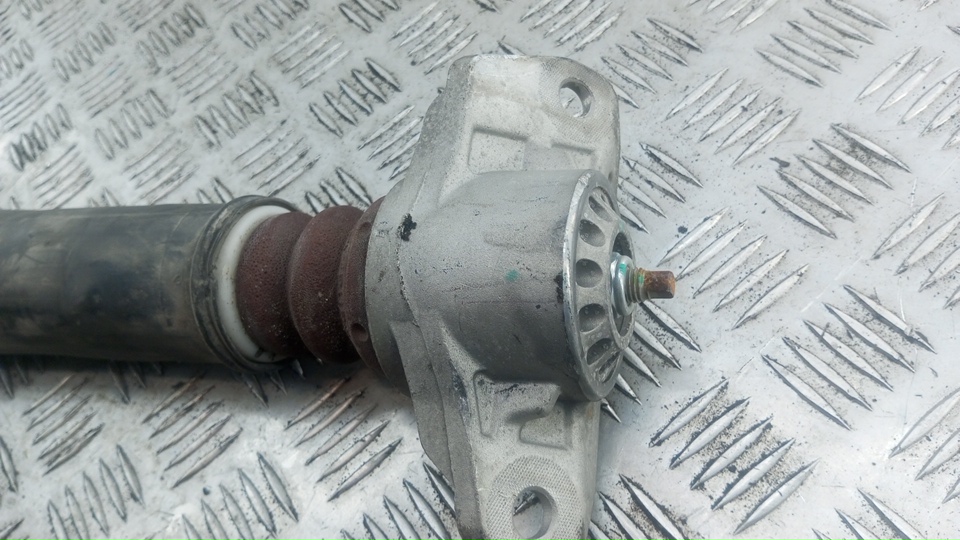 Амортизатор задний (стойка)