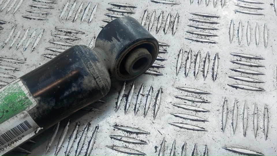 Амортизатор задний (стойка)