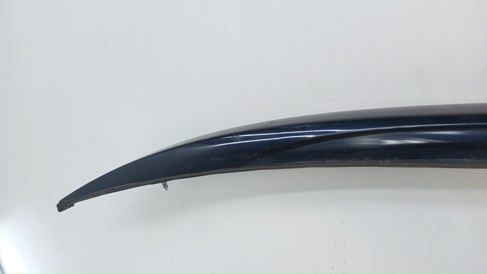 Рейлинг (релинг) левый (планка на крышу)