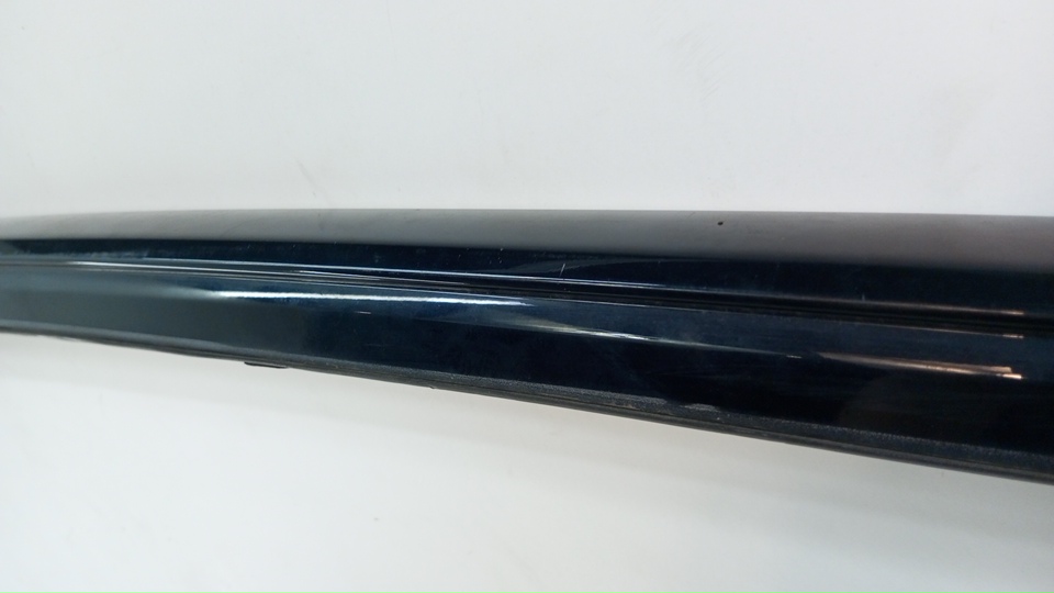 Рейлинг (релинг) левый (планка на крышу)