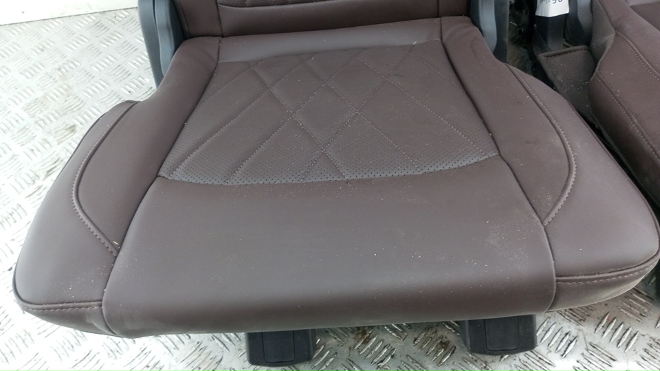 Сиденье салонное