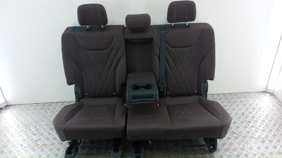 Сиденье салонное второй ряд