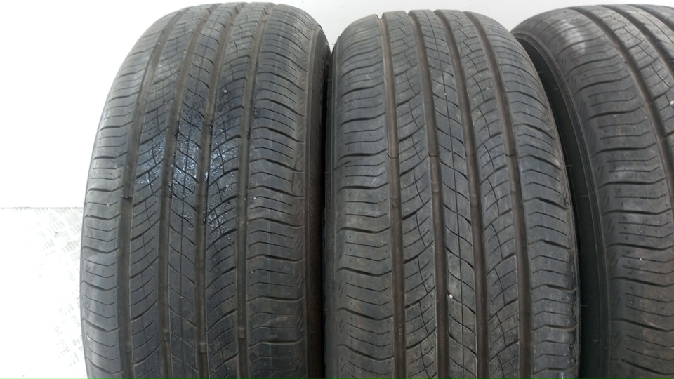 Шины комплект (4 шт.)