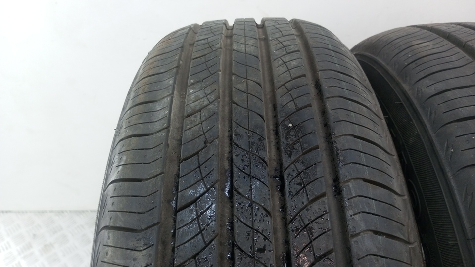 Шины комплект (4 шт.)