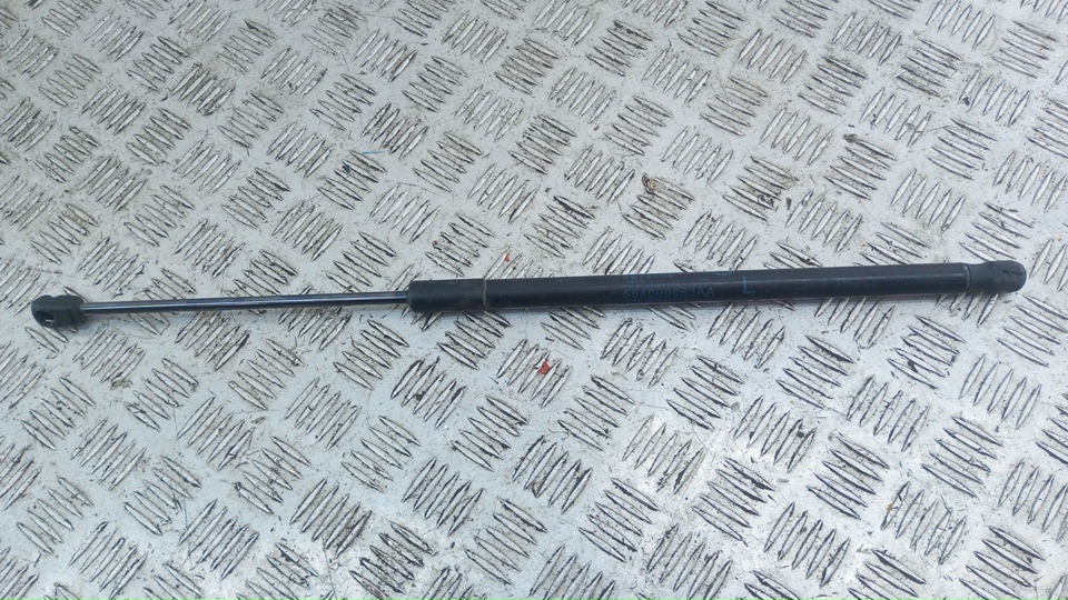 Амортизатор двери багажника