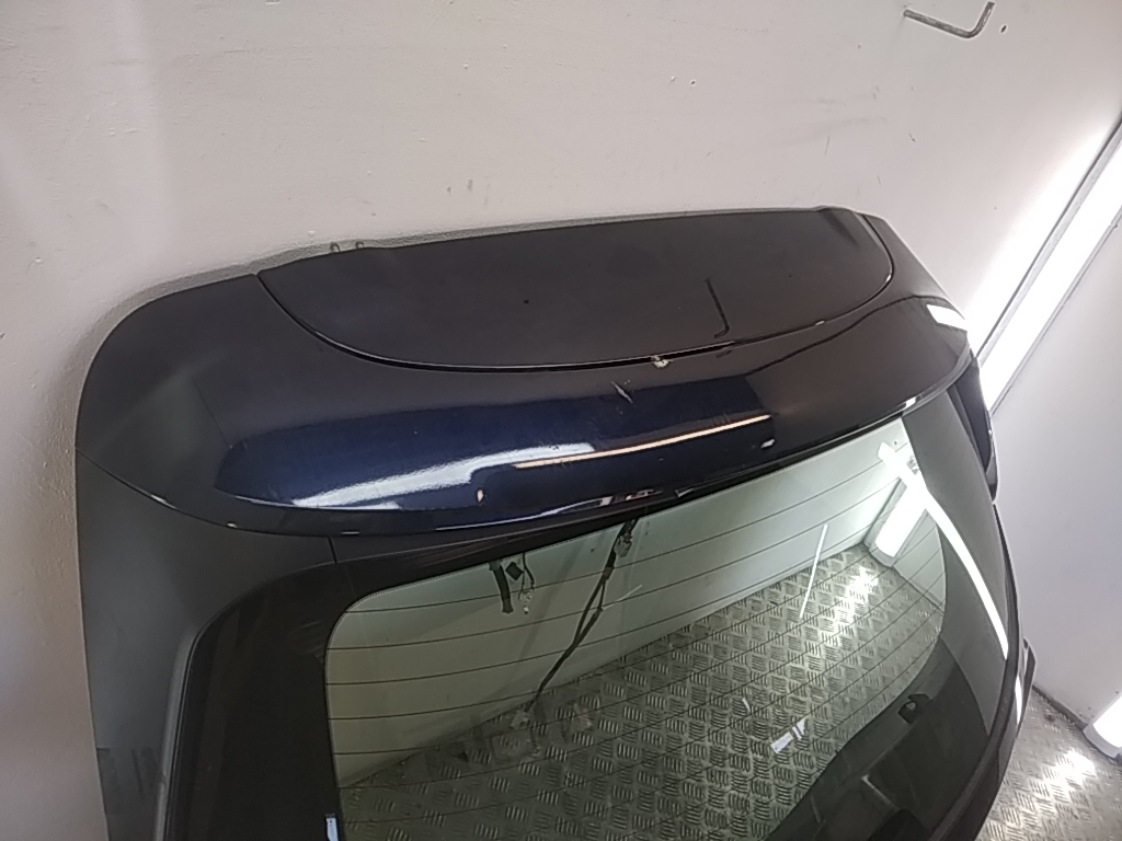 Спойлер (дефлектор) крышки багажника