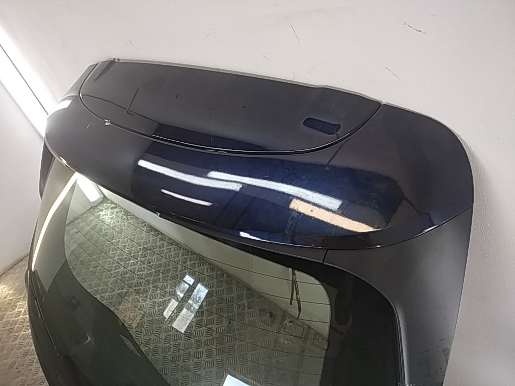 Спойлер (дефлектор) крышки багажника