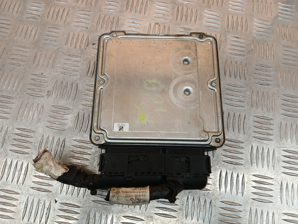 Блок управления двигателем