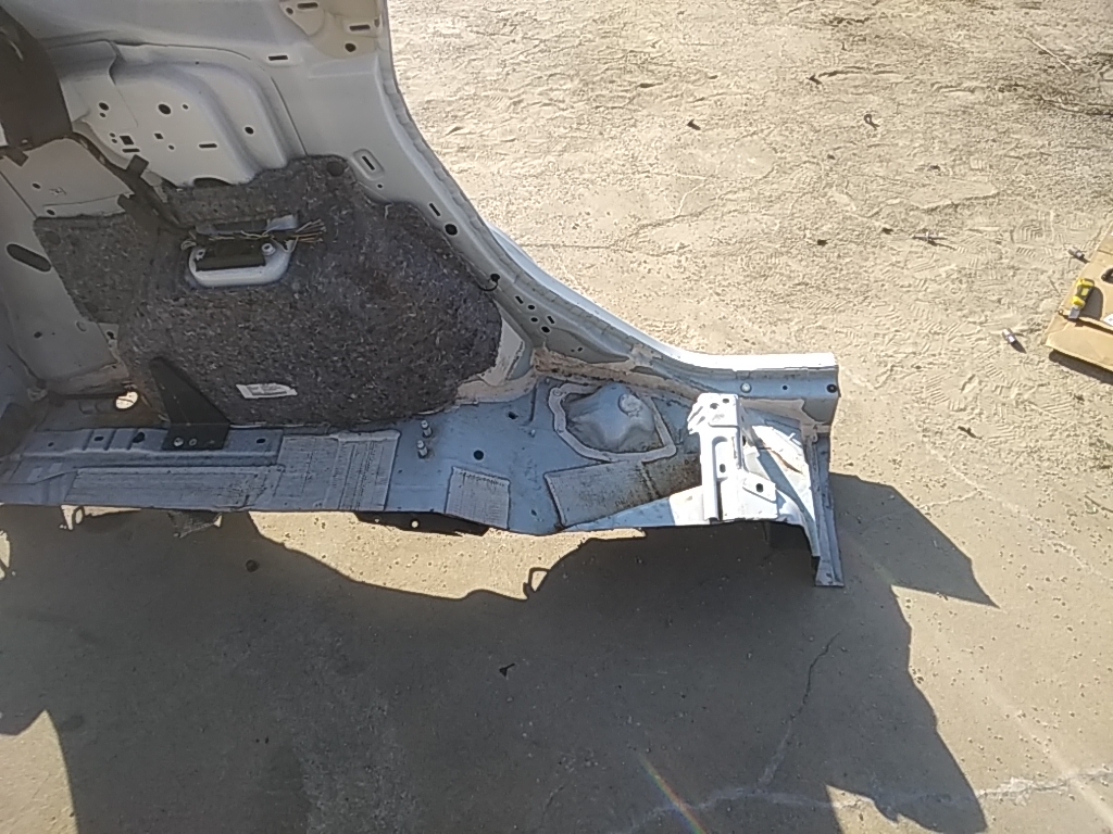 Крыло заднее левое