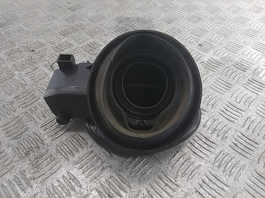 Лючок бензобака