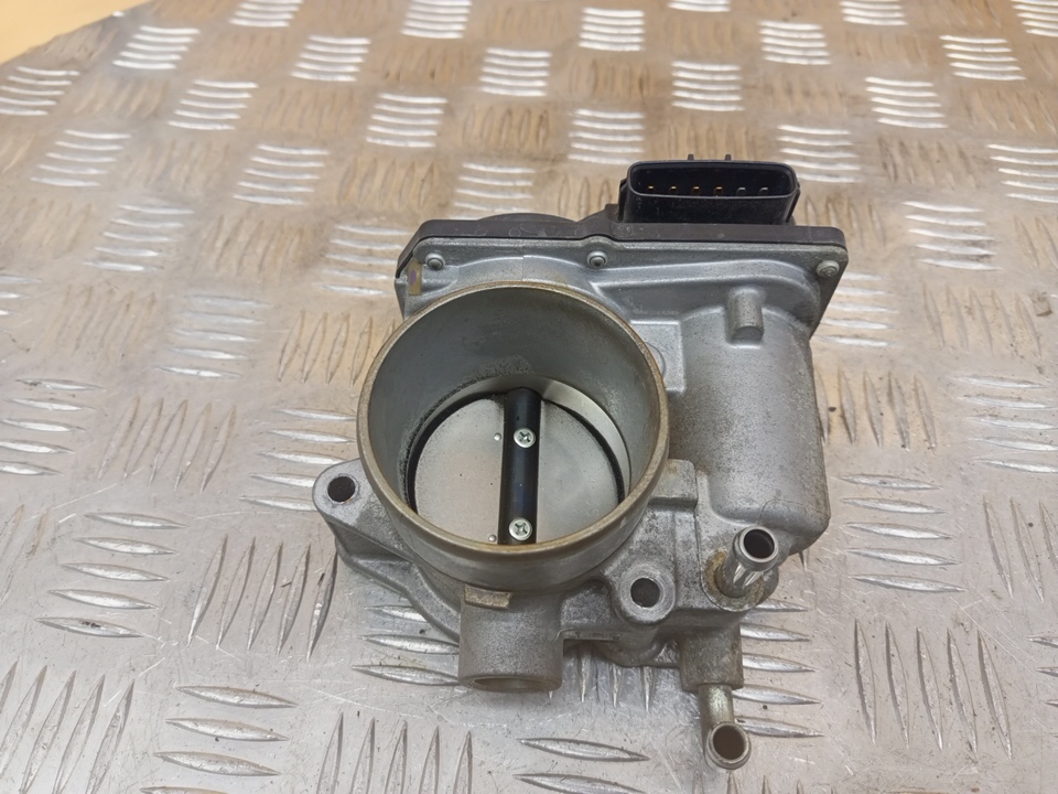 Заслонка дроссельная электрическая