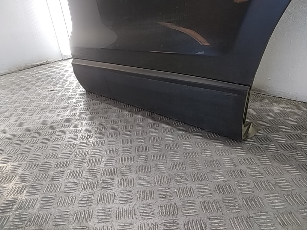 Накладка двери задней левой