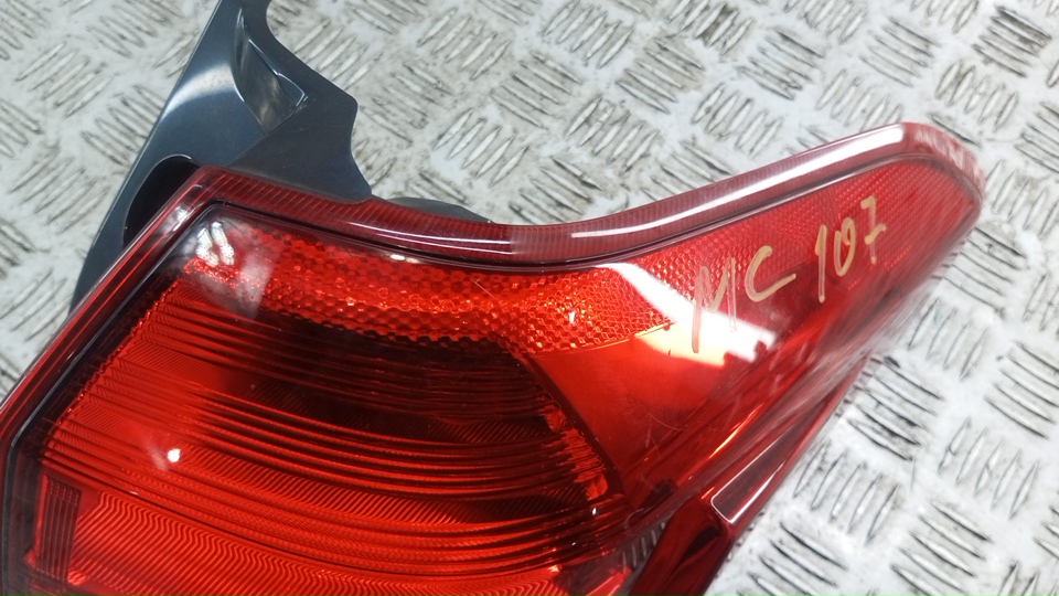 Фонарь задний наружный правый для Vitara (LY/P90) 2014>