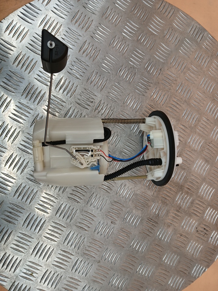 Насос топливный электрический