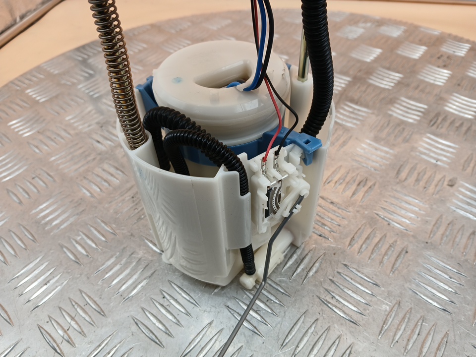 Насос топливный электрический