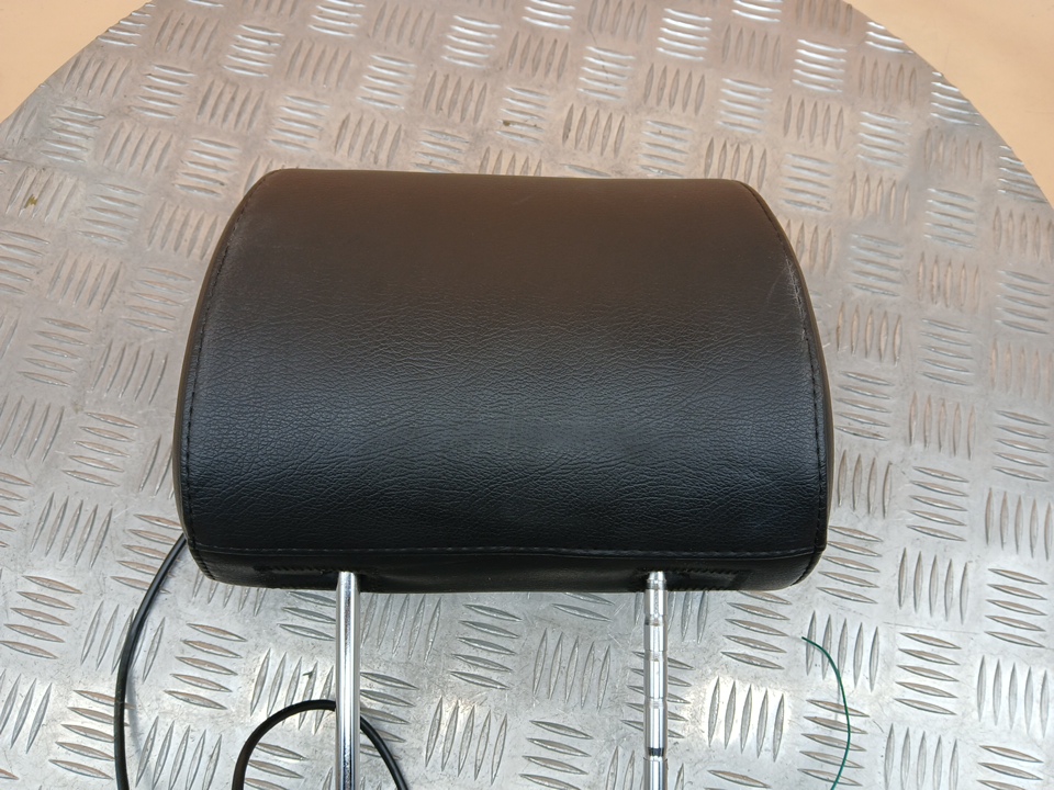 Подголовник сиденья