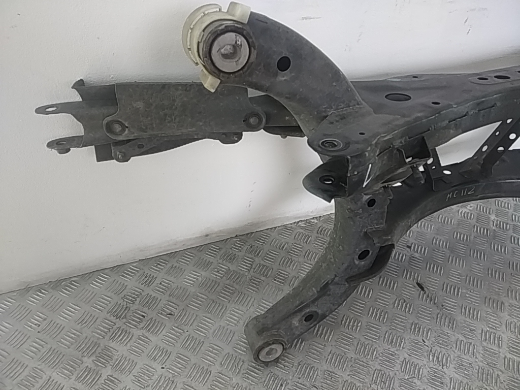 Балка задняя