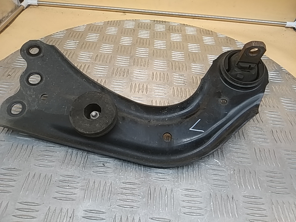 Рычаг задний продольный левый