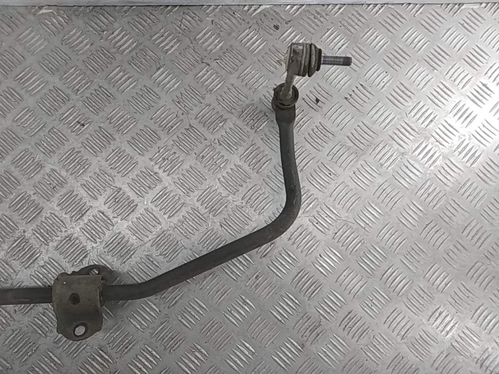 Стабилизатор задний