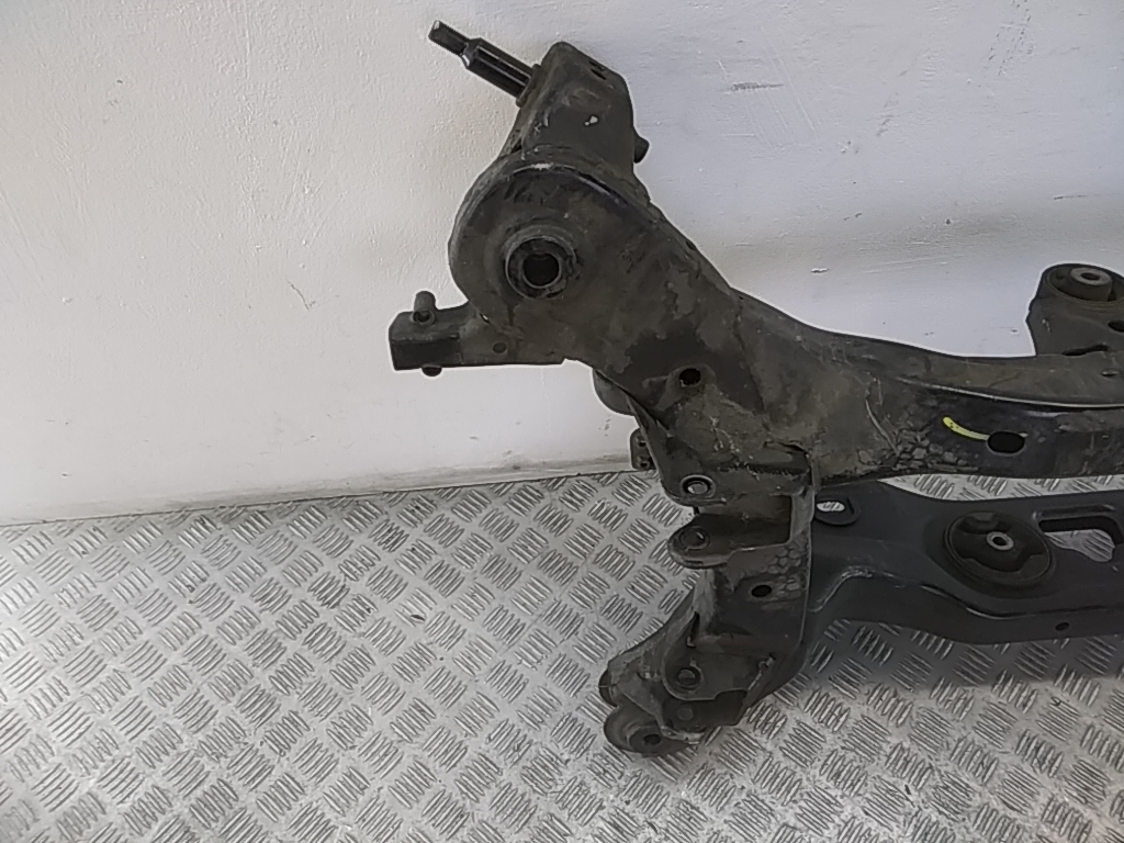 Балка задняя