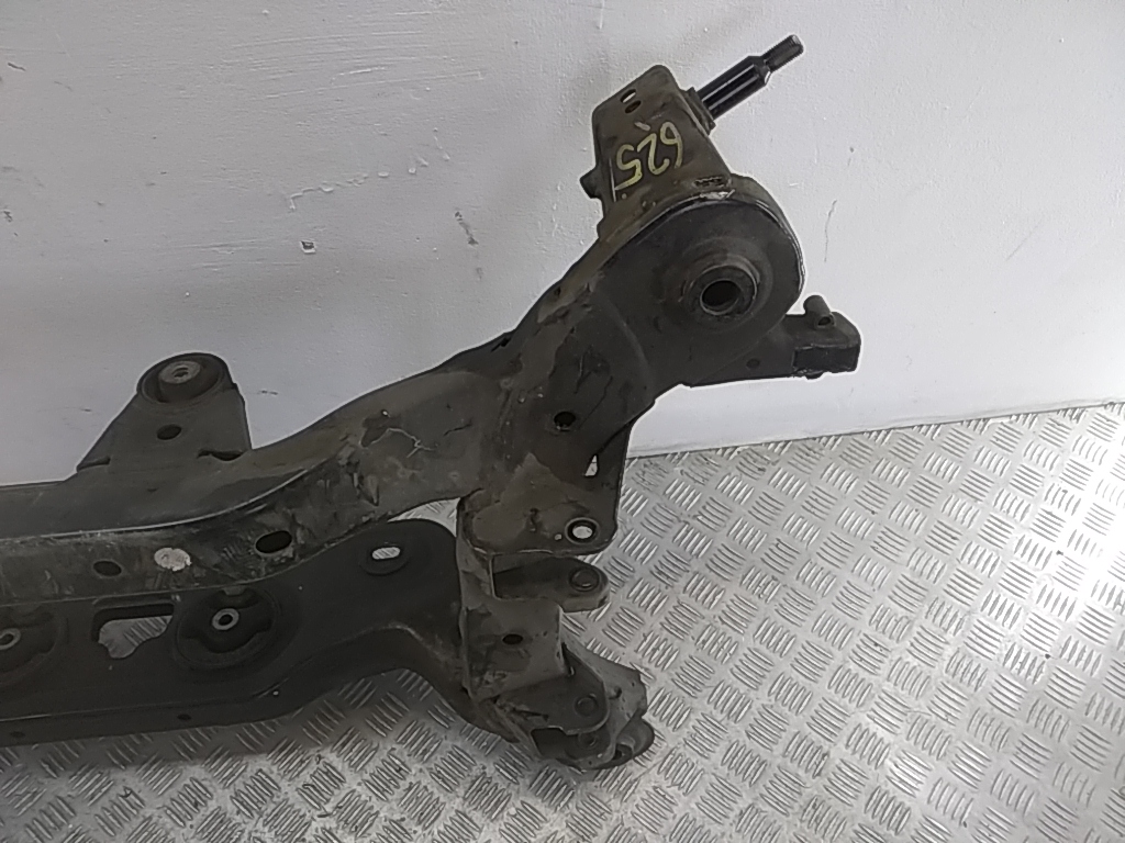 Балка задняя