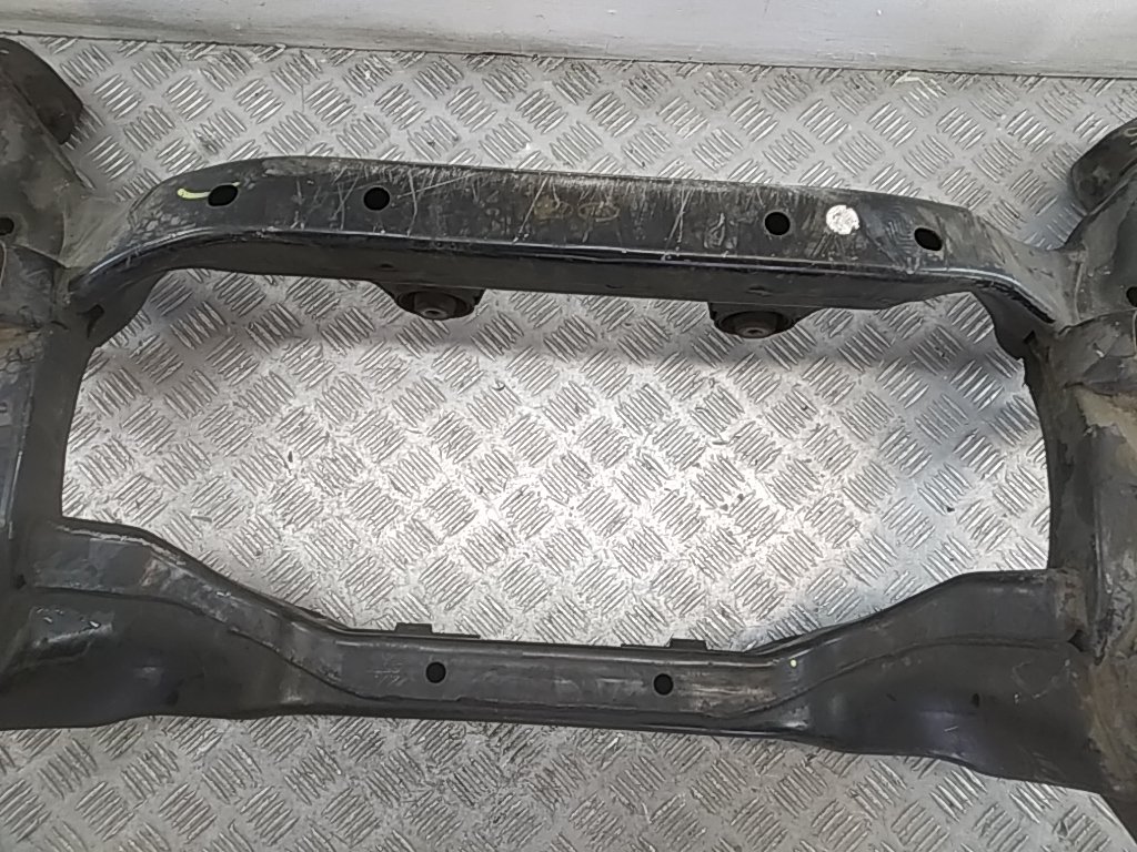 Балка задняя