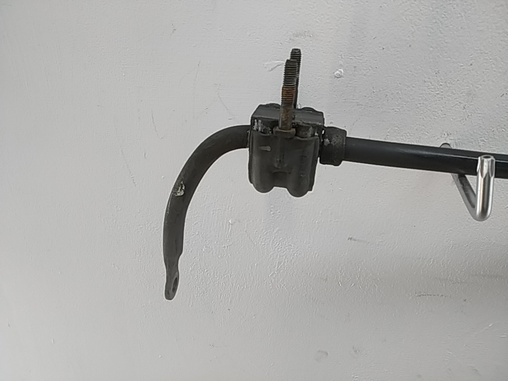 Стабилизатор задний