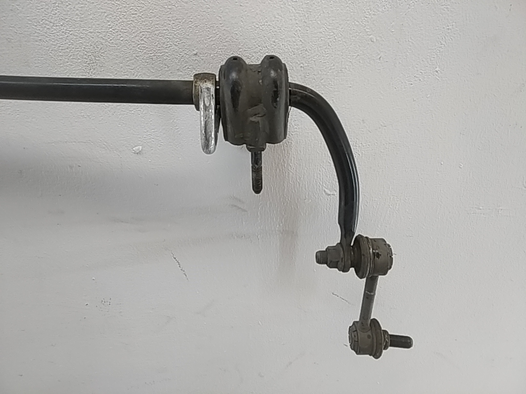 Стабилизатор задний