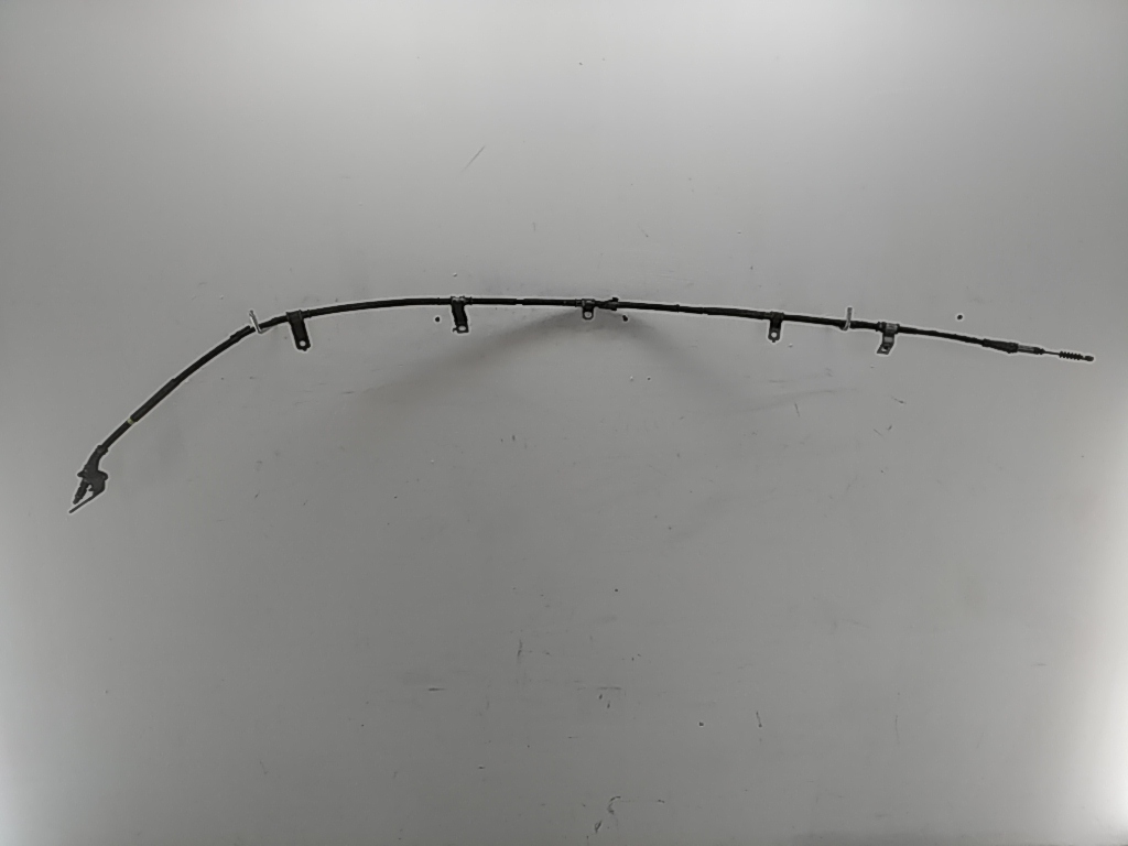 Трос стояночного тормоза правый