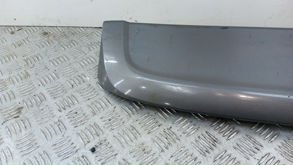 Спойлер (дефлектор) крышки багажника