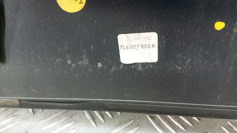 Спойлер (дефлектор) крышки багажника