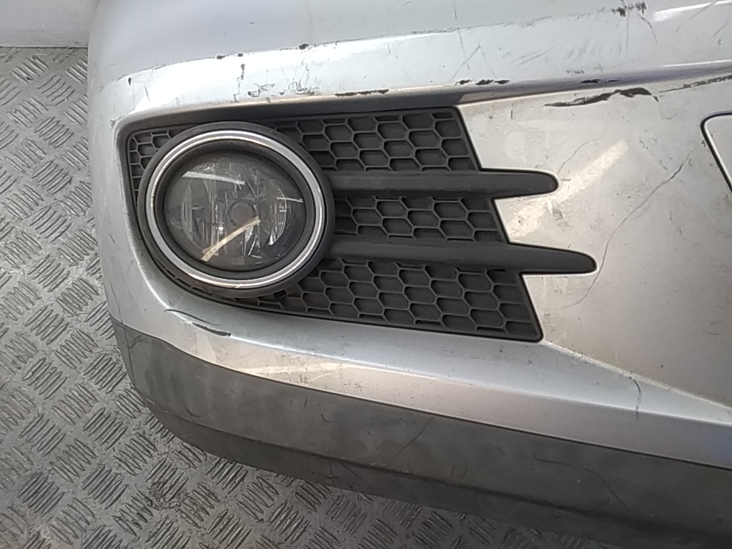 Решетка в бампер правая