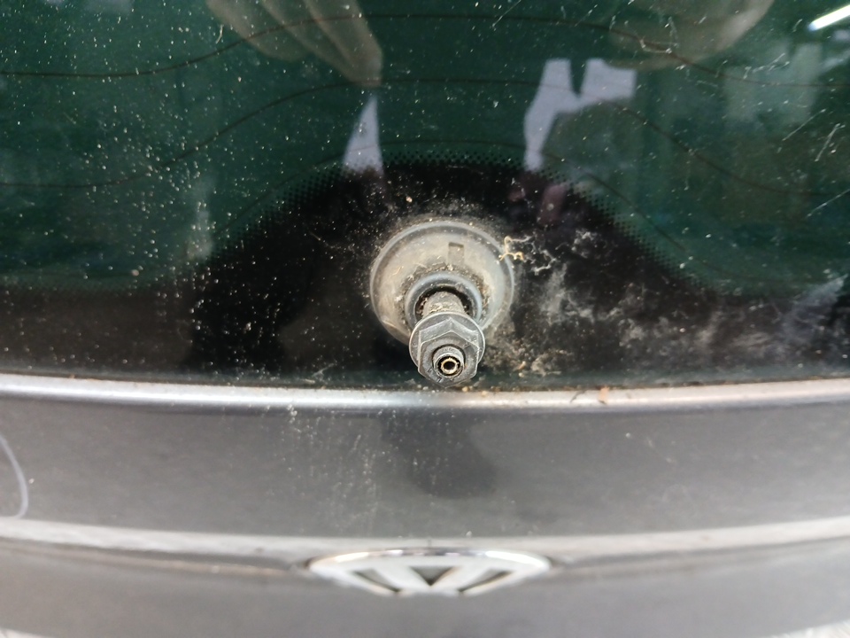 Моторчик стеклоочистителя задний