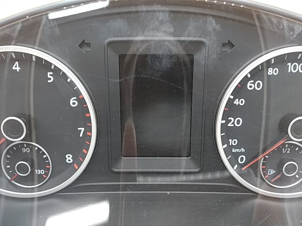 Панель приборов