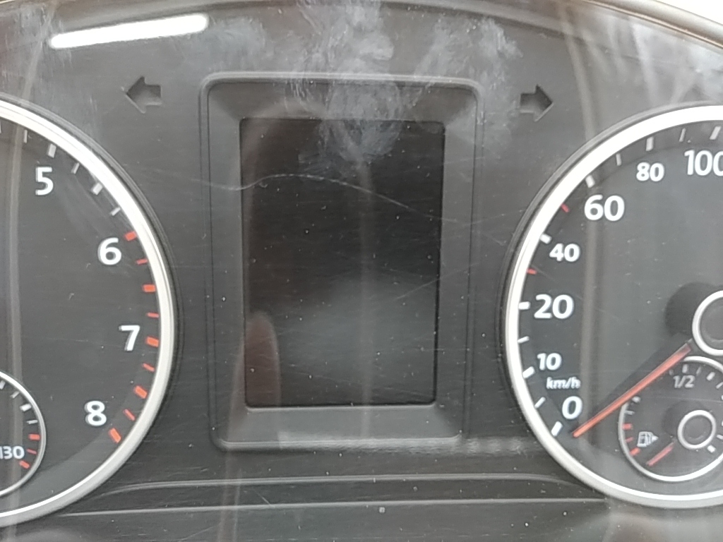 Панель приборов