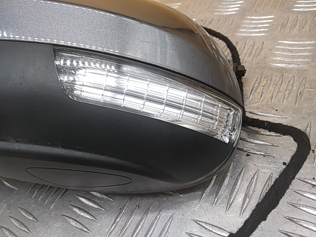 Зеркало левое электрическое