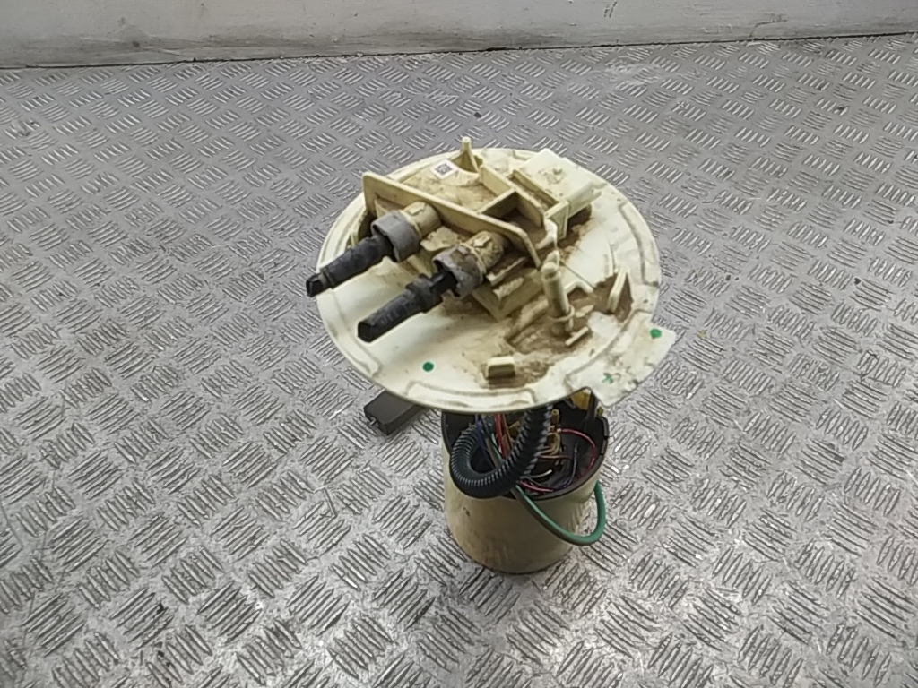 Насос топливный электрический