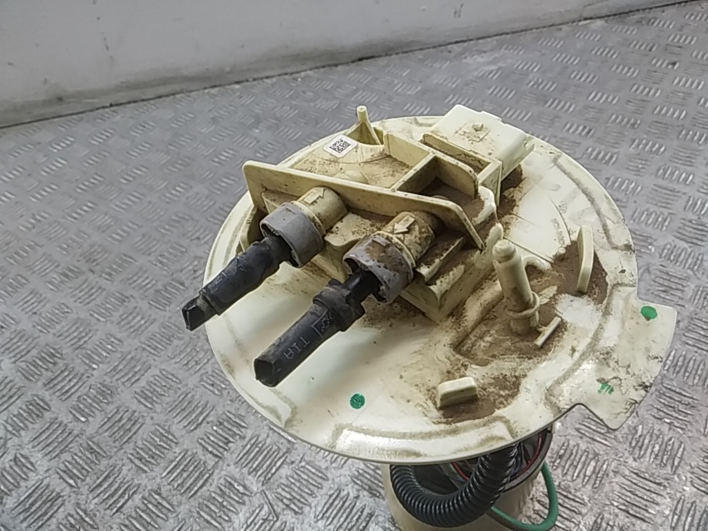 Насос топливный электрический