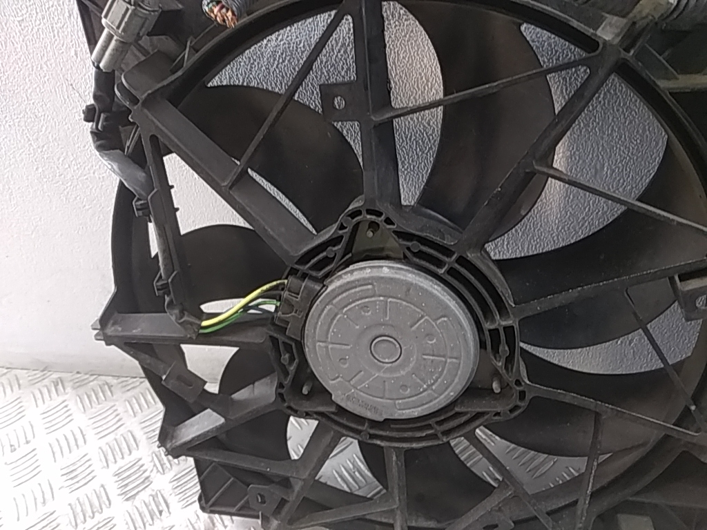 Вентилятор радиатора